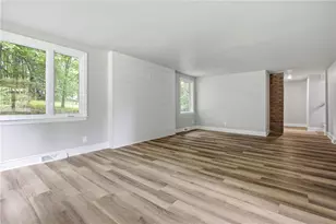 420 Dutchtown Rd, Penn Township, PA 16002 - Photo 6