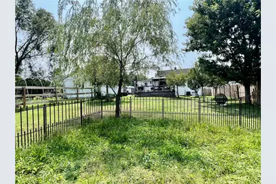 1752 S Eighty Eight Rd, Greensboro, PA 15338 - Photo 30