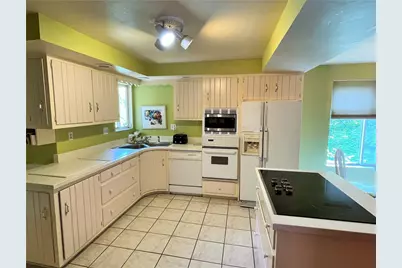 3301 Brookdale Drive, Bethel Park, PA 15241 - Photo 16