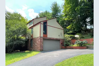 3301 Brookdale Drive, Bethel Park, PA 15241 - Photo 2