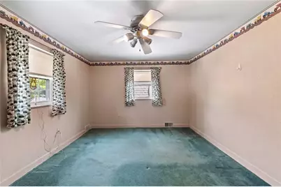 167 McClellan Dr, Pittsburgh, PA 15236 - Photo 18