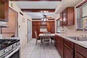 167 McClellan Dr, Pittsburgh, PA 15236 - Photo 10