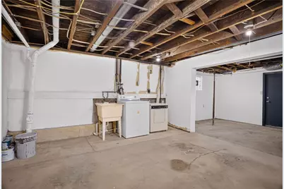 5757 Lauder St, Pittsburgh, PA 15207 - Photo 34