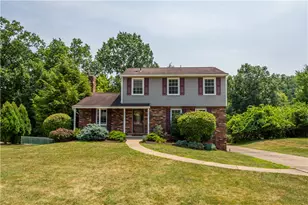 732 Thornwick Dr, Pittsburgh, PA 15243 - Photo 1