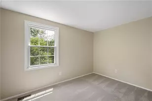732 Thornwick Dr, Pittsburgh, PA 15243 - Photo 18