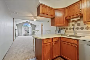 1429 Greenbriar Ct, South Park, PA 15129 - Photo 10