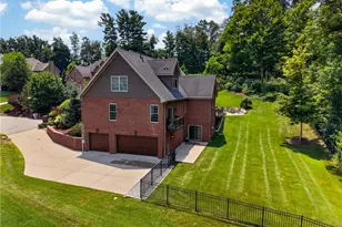 111 Whispering Heights Ln, Peters Township, PA 15367 - Photo 50