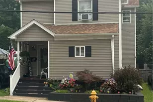 402 Meek St, Sharon, PA 16146 - Photo 1