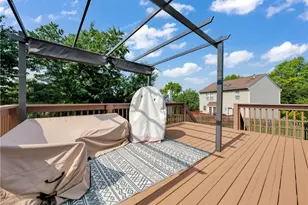 1028 Lexington Dr, Hopewell Township, PA 15001 - Photo 32
