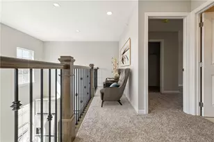 239 Lucca Ln, Pittsburgh, PA 15241 - Photo 4