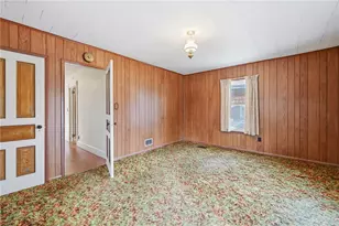 464 Logan Ave, Sharon, PA 16146 - Photo 12