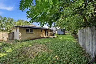 1994 McKinney Rd, Monroeville, PA 15146 - Photo 6