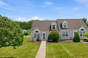 121 Sedeca Dr, Canonsburg, PA 15317 - Photo 1