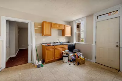 2332 Eccles St, Pittsburgh, PA 15210 - Photo 12