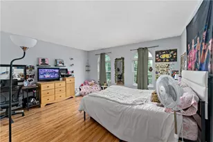 232 Carriage Blvd, Pittsburgh, PA 15239 - Photo 10