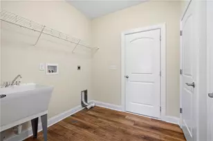 312 Gleneagles Dr, Center Township, PA 16001 - Photo 32