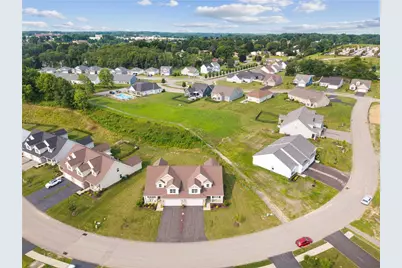 312 Gleneagles Dr., Center Township, PA 16001 - Photo 2
