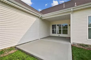312 Gleneagles Dr, Center Township, PA 16001 - Photo 36