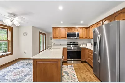 10062 Oakridge Drive, Pittsburgh, PA 15090 - Photo 10
