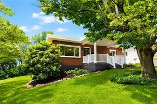 1040 Summit Dr, Greensburg, PA 15601 - Photo 2
