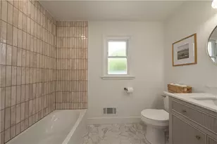 1040 Summit Dr, Greensburg, PA 15601 - Photo 16