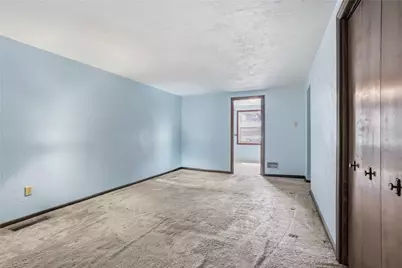4730 Rolling Hills Road, Pittsburgh, PA 15236 - Photo 36
