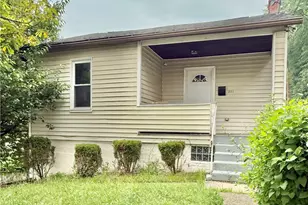 301 Run St, Carnegie, PA 15106 - Photo 2