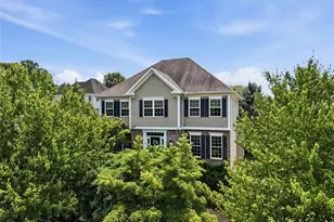 202 W Vanderbilt Dr, Adams Township, PA 16046 - Photo 1