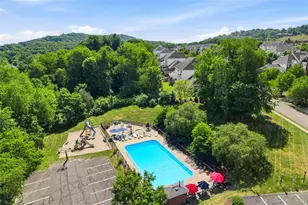202 W Vanderbilt Dr, Adams Township, PA 16046 - Photo 44