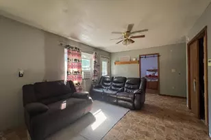 905 Branchton Rd, Cherry Township, PA 16020 - Photo 4