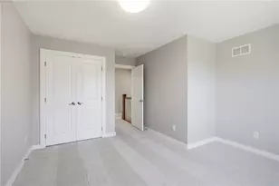 9275 Harmony Dr, Pittsburgh, PA 15237 - Photo 36