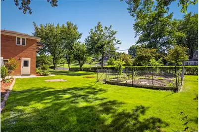 201 Santa Fe Dr, Bethel Park, PA 15102 - Photo 46