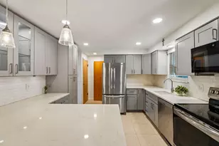 9195 Collington Square, Pittsburgh, PA 15101 - Photo 6
