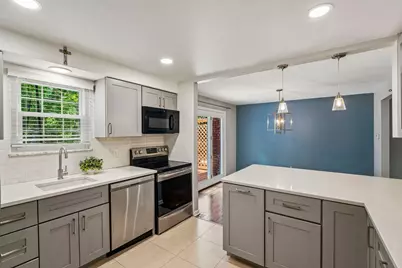 9195 Collington Square, Pittsburgh, PA 15101 - Photo 8