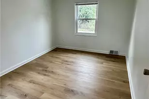 4218 Lebanon Church Rd, West Mifflin, PA 15122 - Photo 16