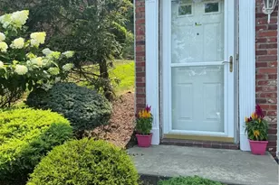 35 Shadow Dr, Pittsburgh, PA 15227 - Photo 2