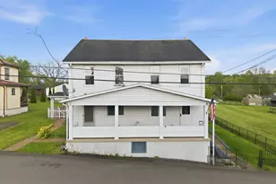 174/176 Roosevelt Way, Salem Township, PA 15624 - Photo 2