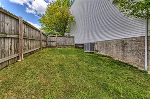 415 Crossbow Dr, New Stanton, PA 15672 - Photo 24