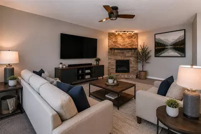 415 Crossbow Dr, New Stanton, PA 15672 - Photo 4