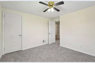 8055 Remington Drive, Pittsburgh, PA 15237 - Photo 22