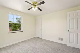 8055 Remington Dr, Pittsburgh, PA 15237 - Photo 18