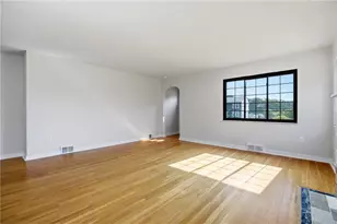 9775 Grosick Rd, Pittsburgh, PA 15237 - Photo 4