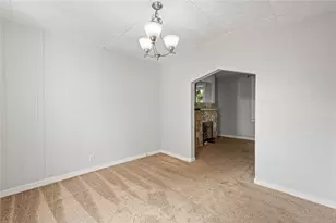 630 Margaret St, Pittsburgh, PA 15210 - Photo 6