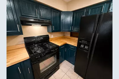 2019 Arnold Acres Dr, Pittsburgh, PA 15205 - Photo 4