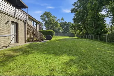 1718 Mountainview Dr, Monroeville, PA 15146 - Photo 36