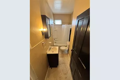 612 E 18th St, Munhall, PA 15120 - Photo 6