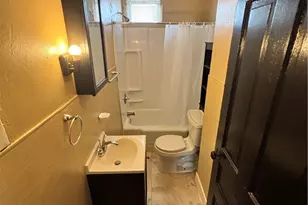 612 E 18th St, Munhall, PA 15120 - Photo 6
