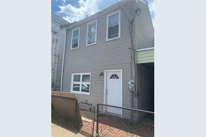310 Knox St, Pittsburgh, PA 15210 - Photo 1