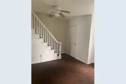 310 Knox St, Pittsburgh, PA 15210 - Photo 2