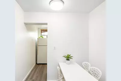 5846 Bartlett St #APT 2, Pittsburgh, PA 15217 - Photo 10